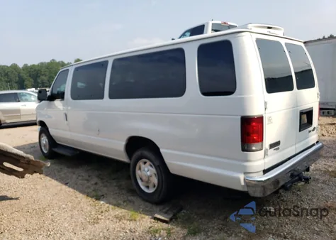 2011 Ford Econoline E350 Super Duty Wagon z USA, uszkodzony, nr VIN 1FBSS3BL3BDA64237